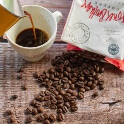 Jones Brothers Coffee The Big Shot Koffiebonen - 6 X 500 Gram 9 Jones Brothers Coffee The Big Shot Koffiebonen - 6 X 500 Gram -Koffie Verkoop Winkel 1200x1200 171